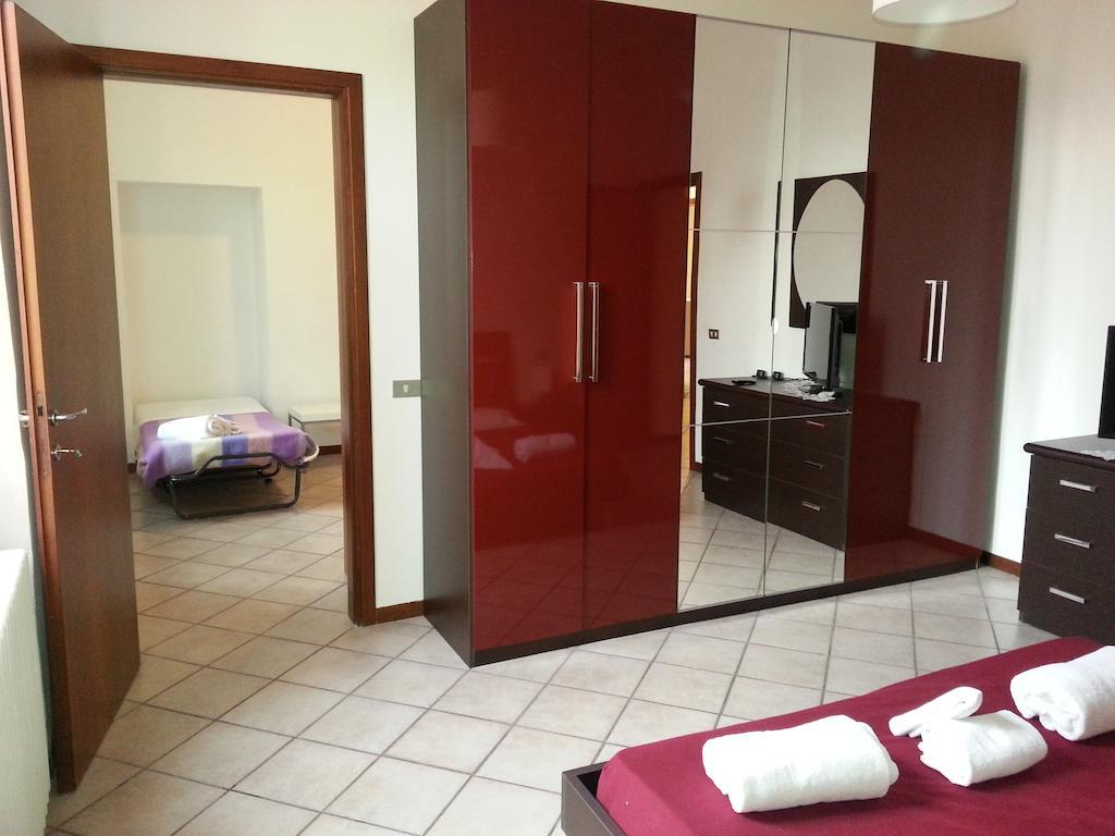 B&B Smeraldo Airport Бергамо Номер фото